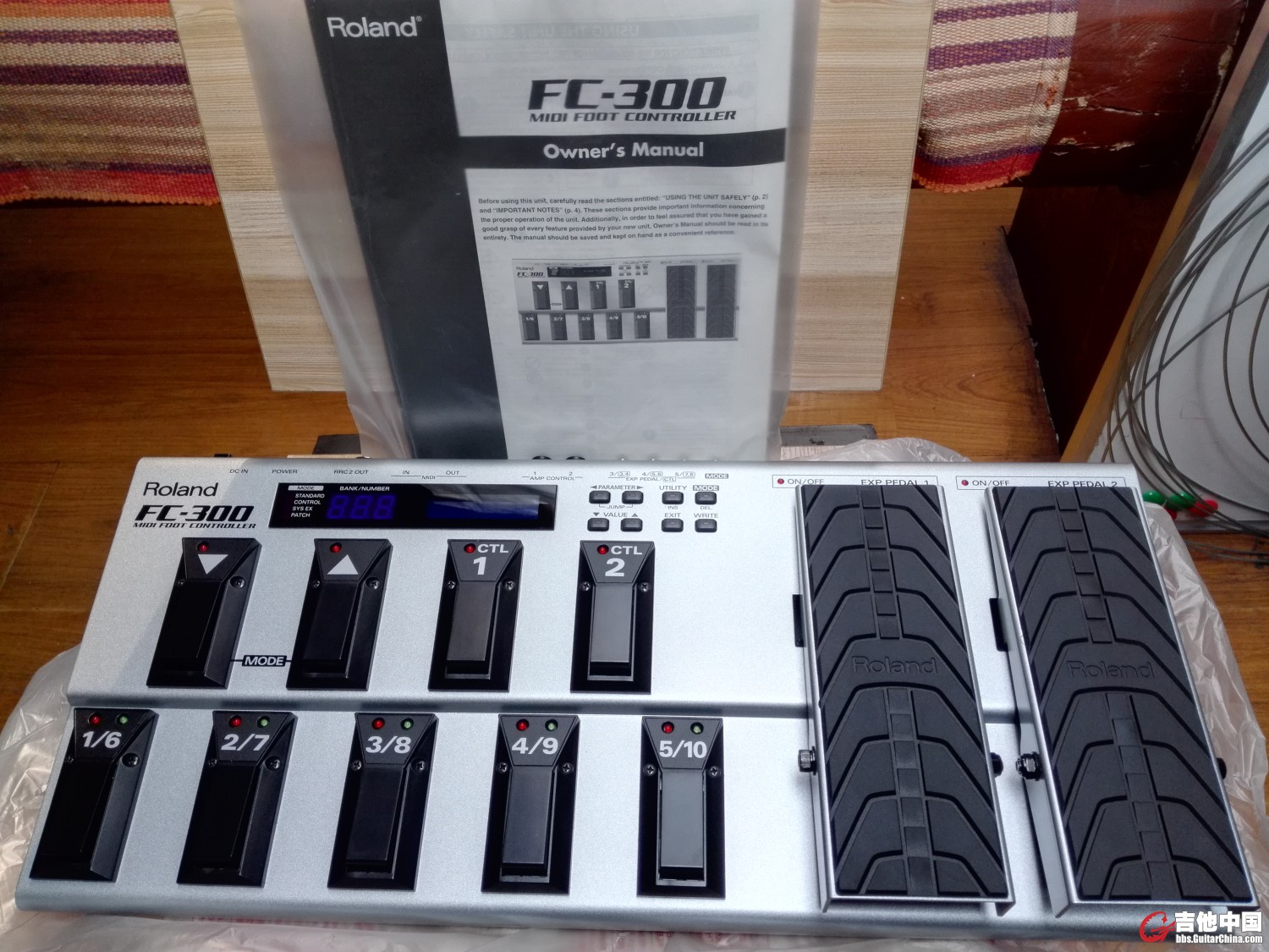 Roland  FC--300  MIDI踏板 价格：2100