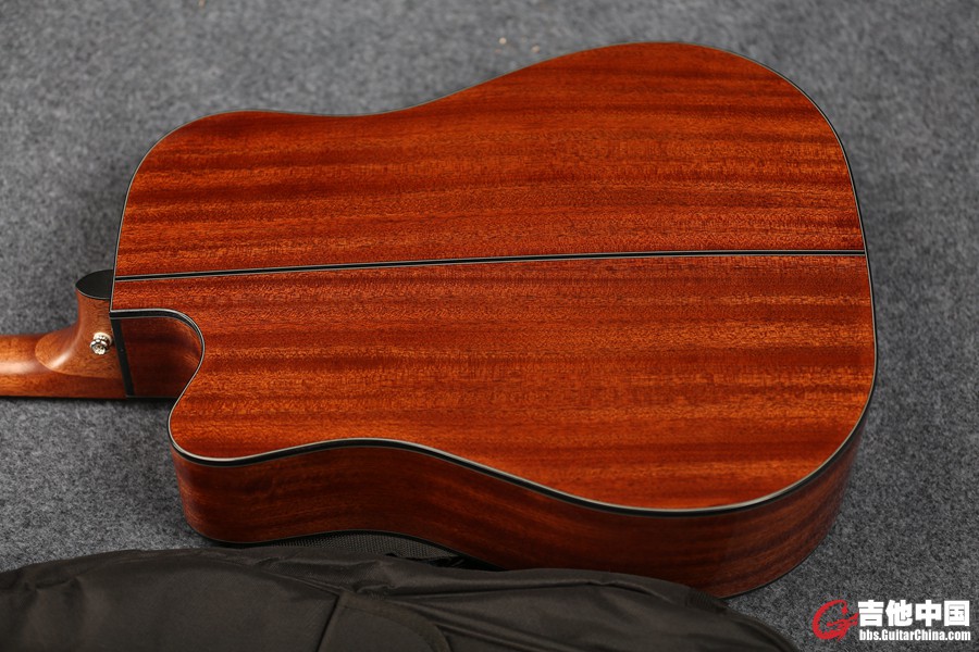 Takamine GD30CE (23).jpg