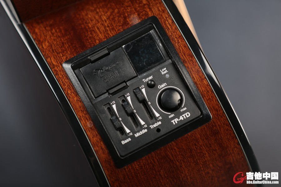 Takamine GD30CE (30).jpg