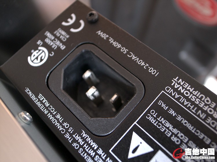 R1088325.jpg