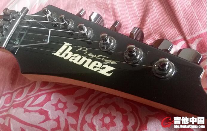 Ibanez Logo由贝壳镶嵌