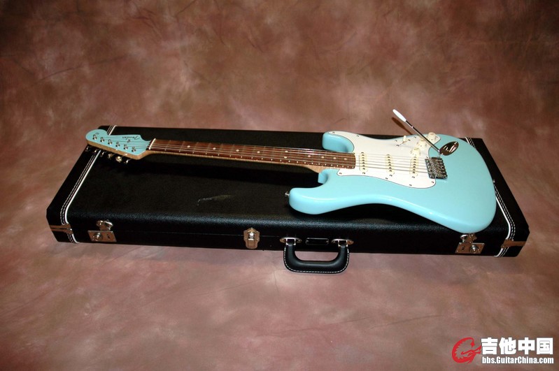 FCS JEMB '60 Strat - 3  S. No. CZ51031.jpg