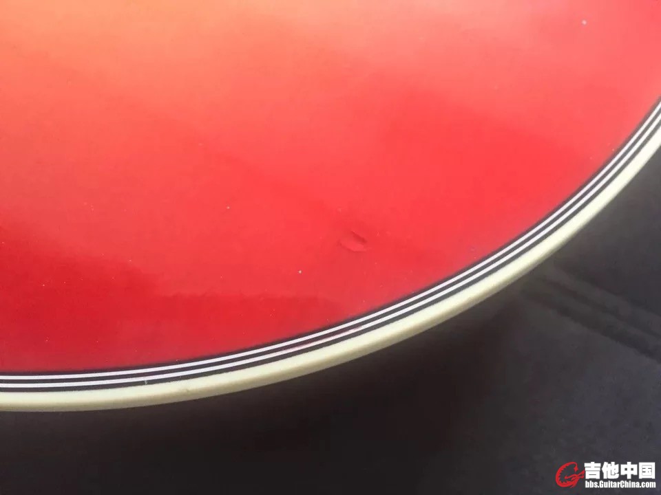 有一个小磕碰