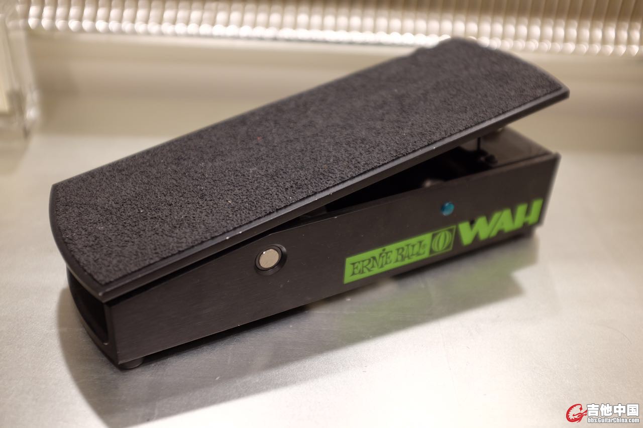 Ernie Ball WAH PEDAL 6185 哇音踏板 700.jpg
