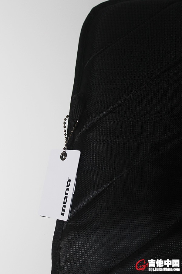 MONO03.jpg
