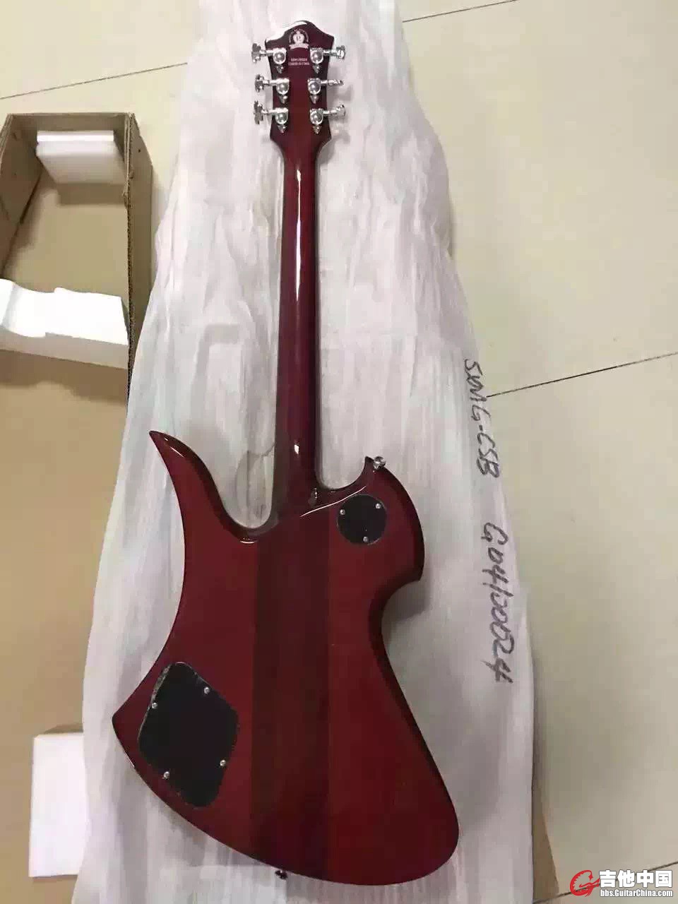 Bc.Rich Special X SXMG CSB 电吉他 3支 背面.jpg