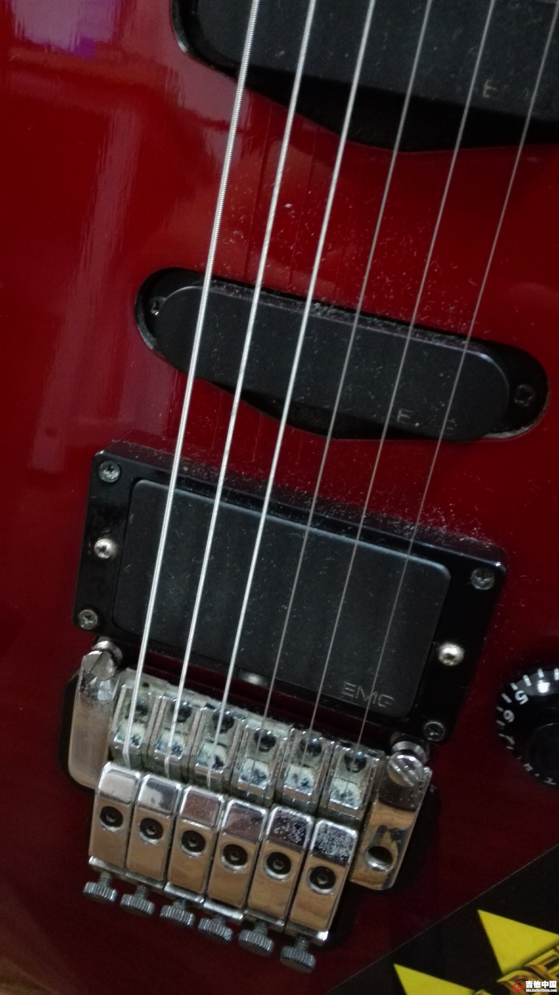 YAMAHA EMG 81 (3).jpg