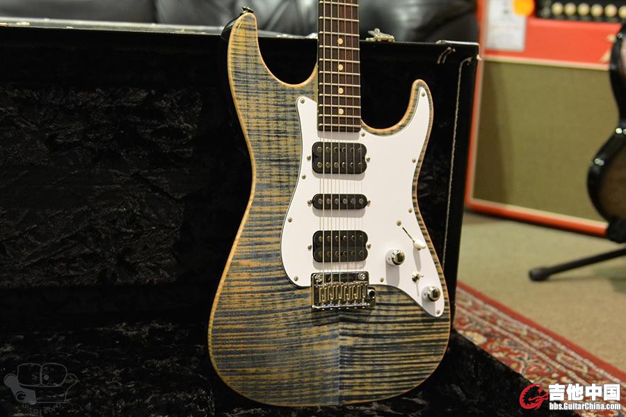 Drop Top Classic-Natural Arctic Blue with Binding