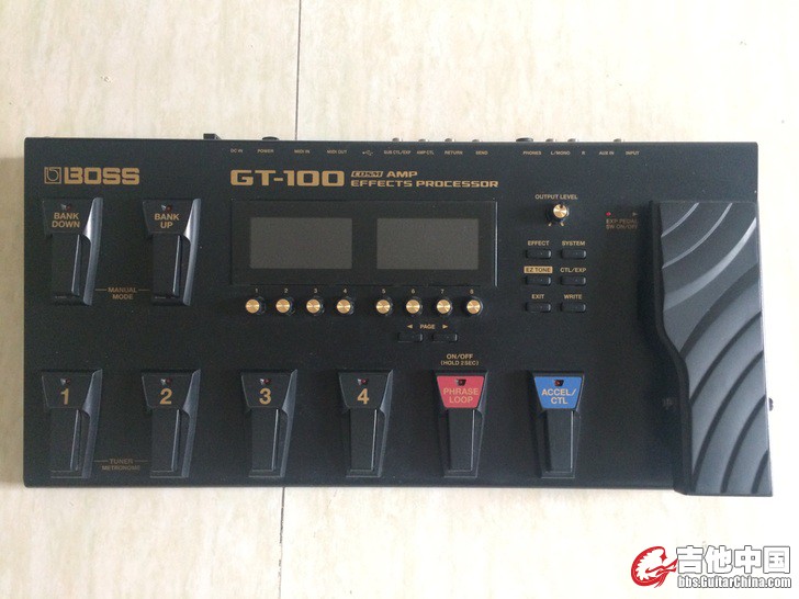 BOSS GT-100