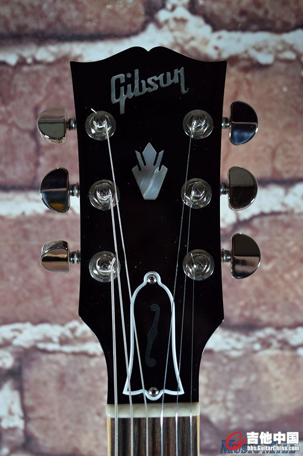 2015_Gibson_1963_ES335_Block_Electric_Guitar_Vintage_Sunburst-008__74400.1477422.jpg