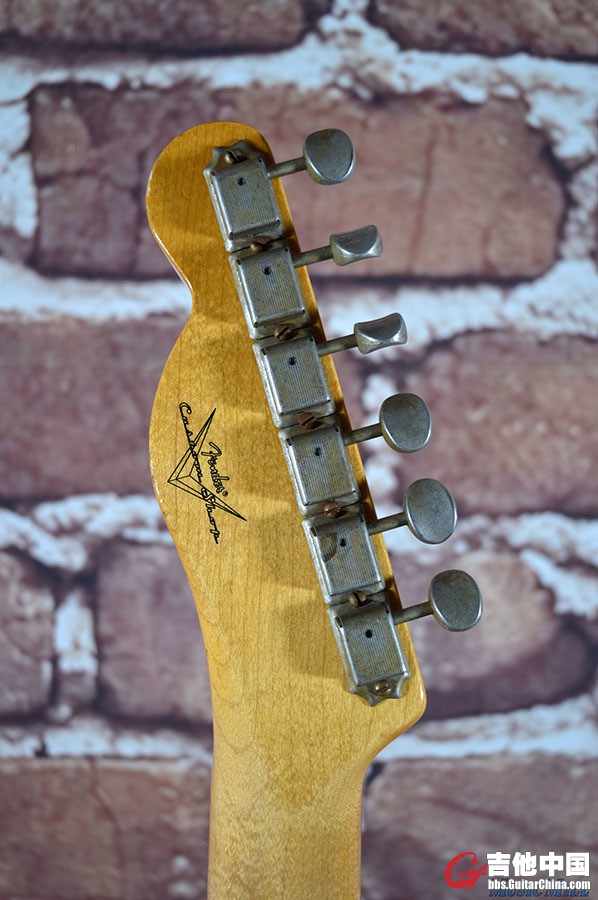 2009_Fender_Custom_Shop_1951_Nocaster_Relic_Nocaster_Blonde-007__58826.147431865.jpg
