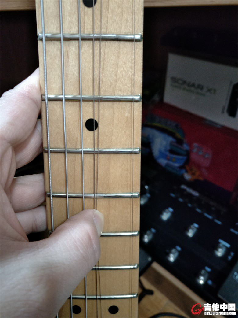 fender 011-0402-700美标品丝.jpg
