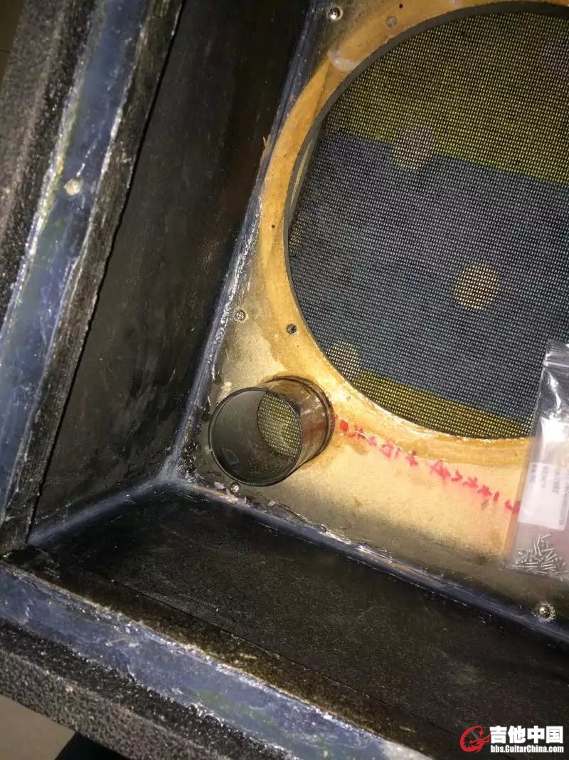 都是用手指摸上去的，