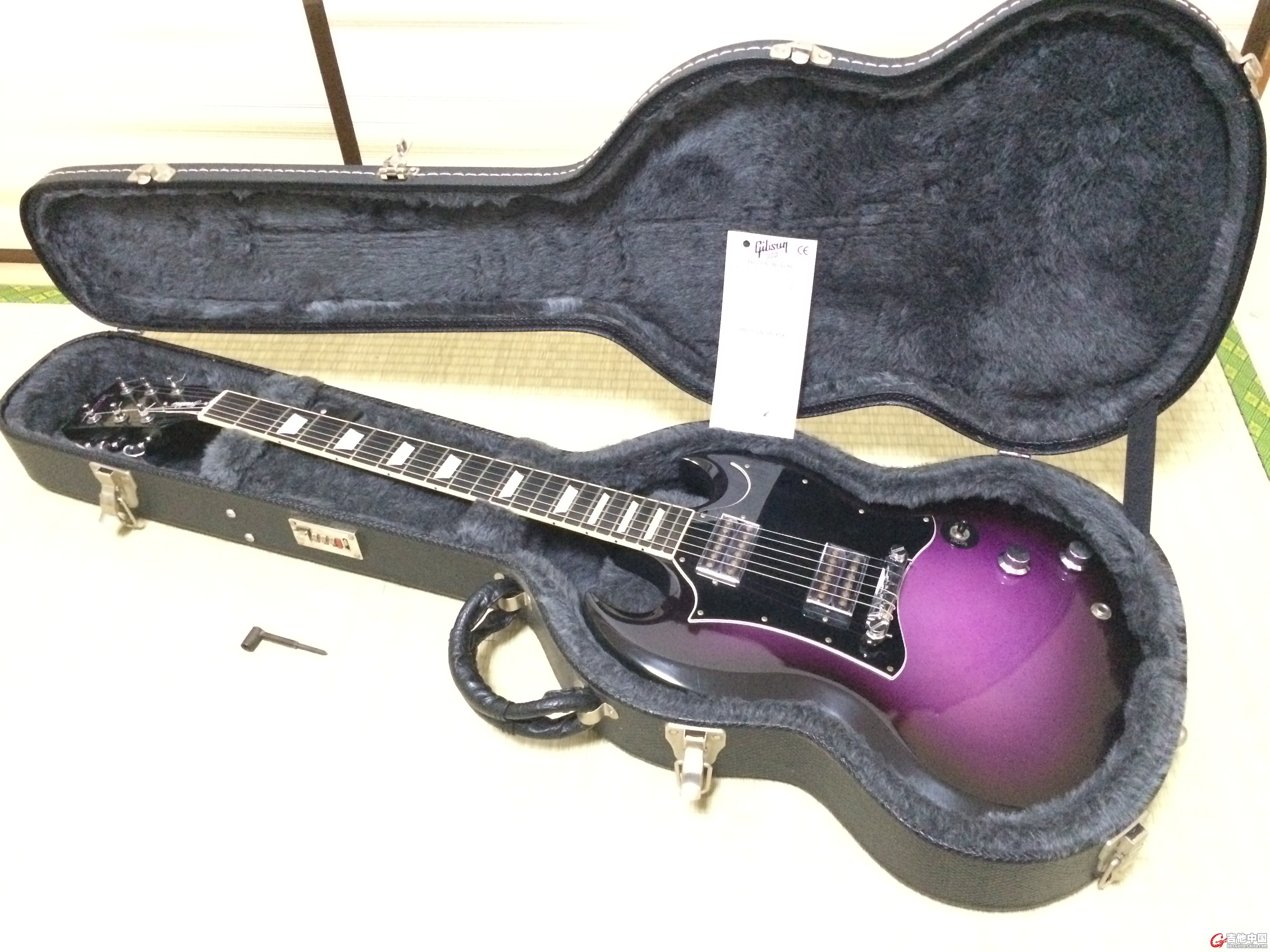 3 二手稀少Gibson SG Goddess 7200RMB.JPG