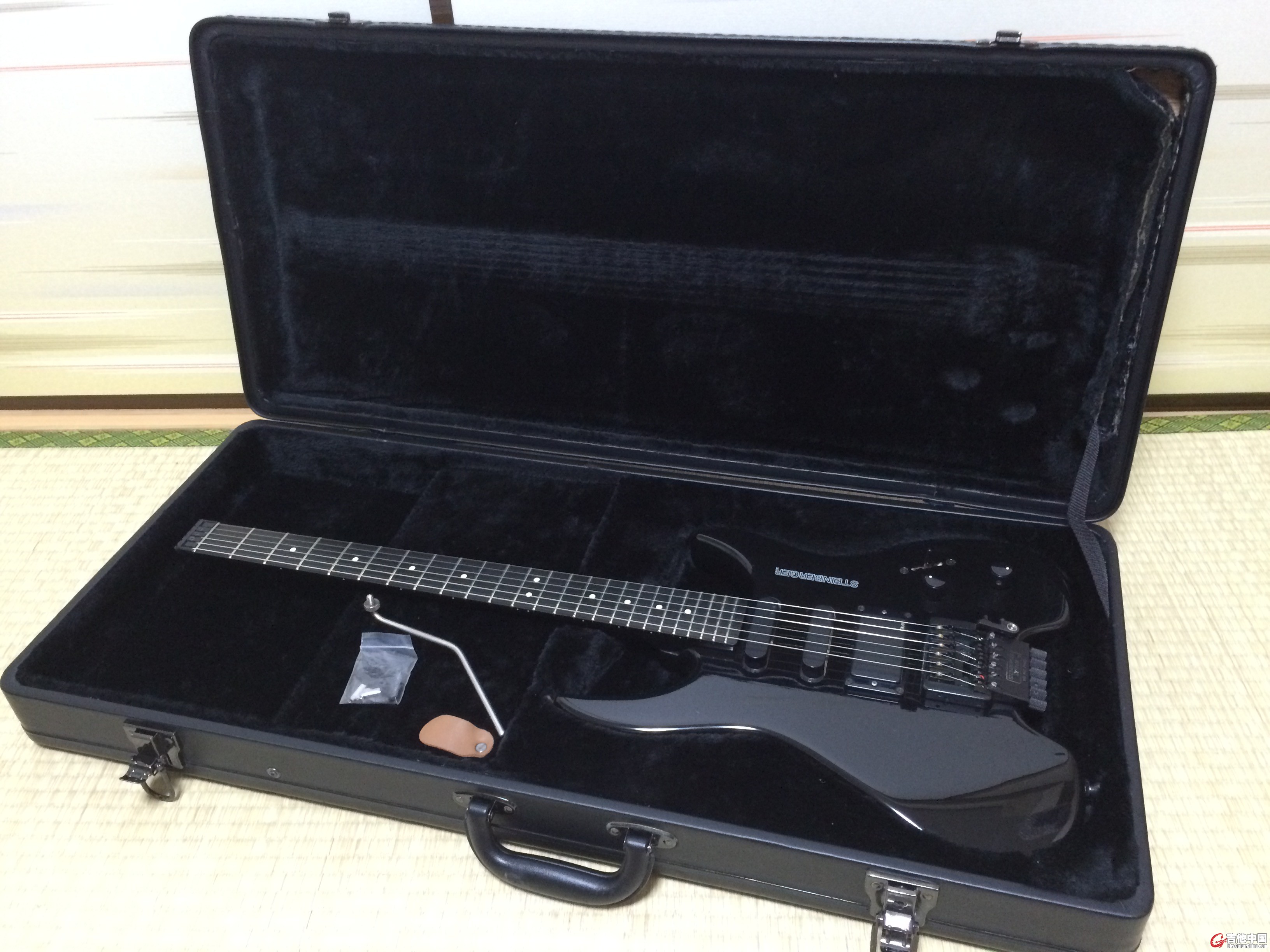 16 Steinberger GM-4T 黑色 22500RMB.JPG