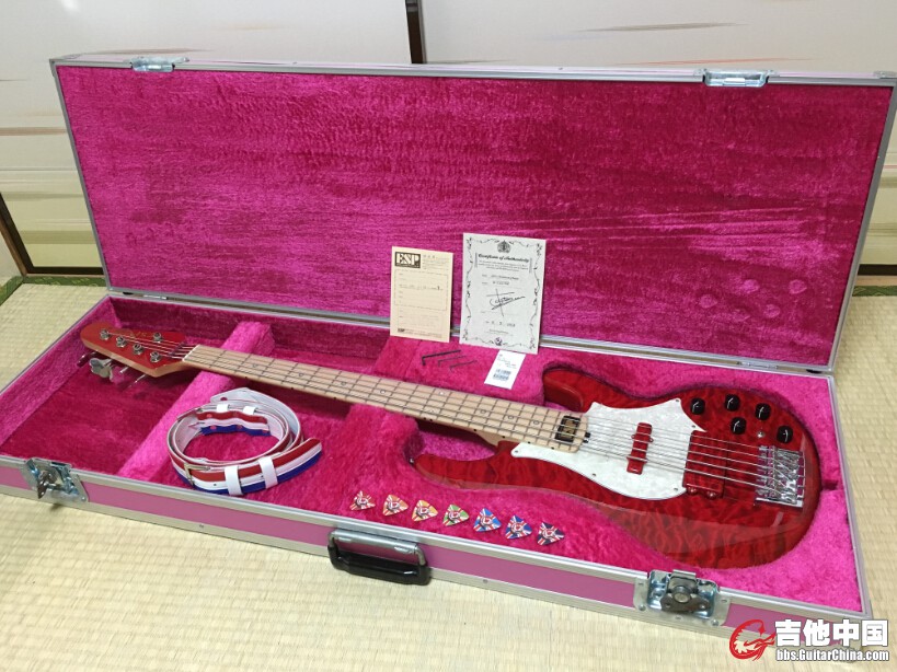 11 ESP 彩虹乐队20TH TETSUYA签名款BARDIC 全球限量49把（彩虹7色各7把） 33500RMB.jp.jpg