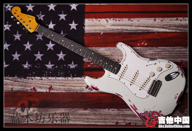 60 strat 白色/paisley