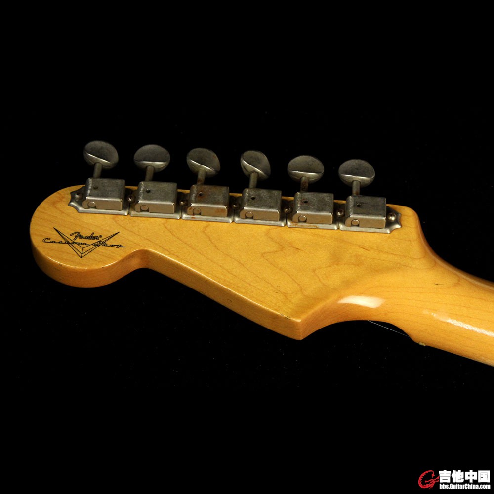 30507_Used_56_Relic_Stratocaster_Sunburst_R11757_d.jpg