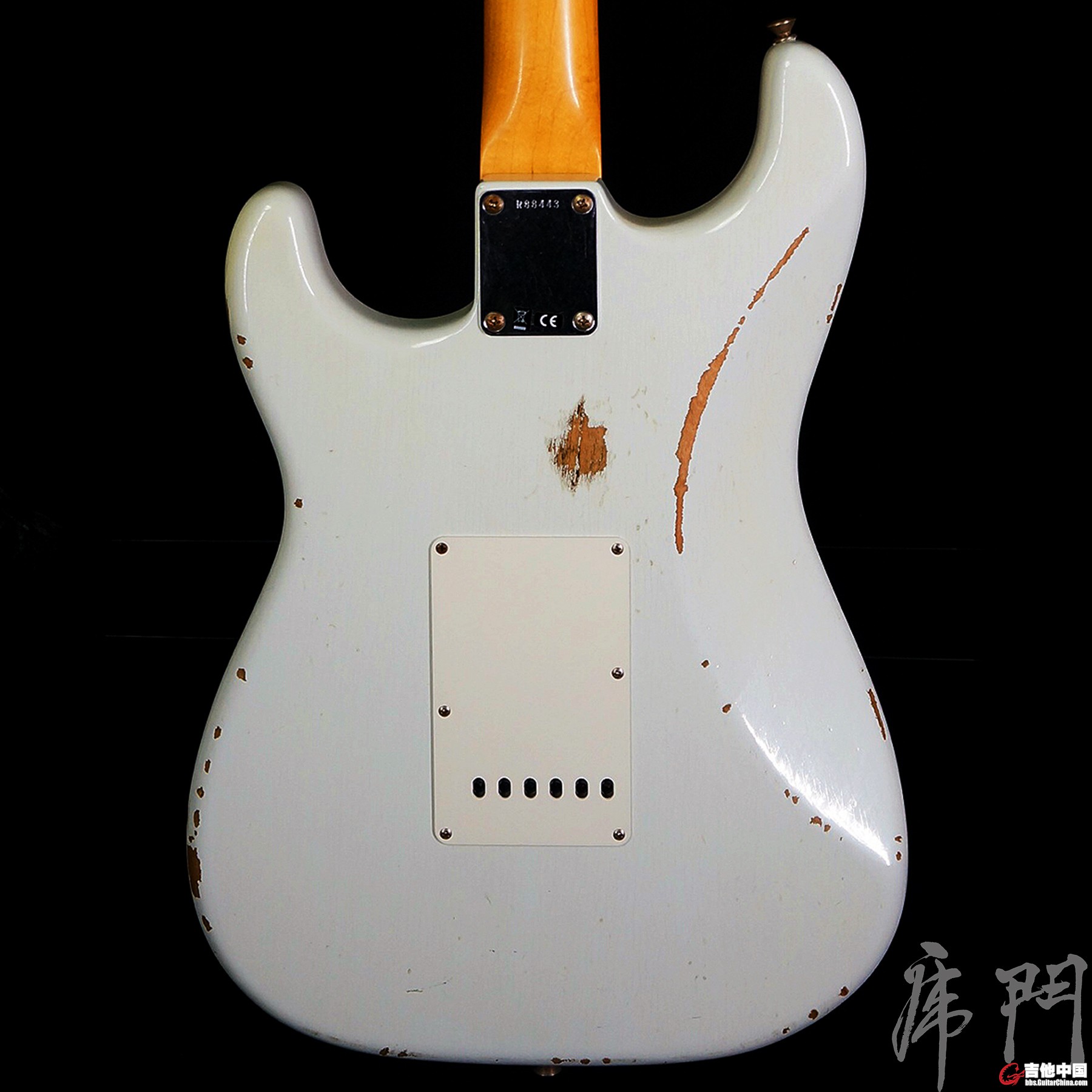 Fender-CS-63-OWT-R88443-BB.jpg