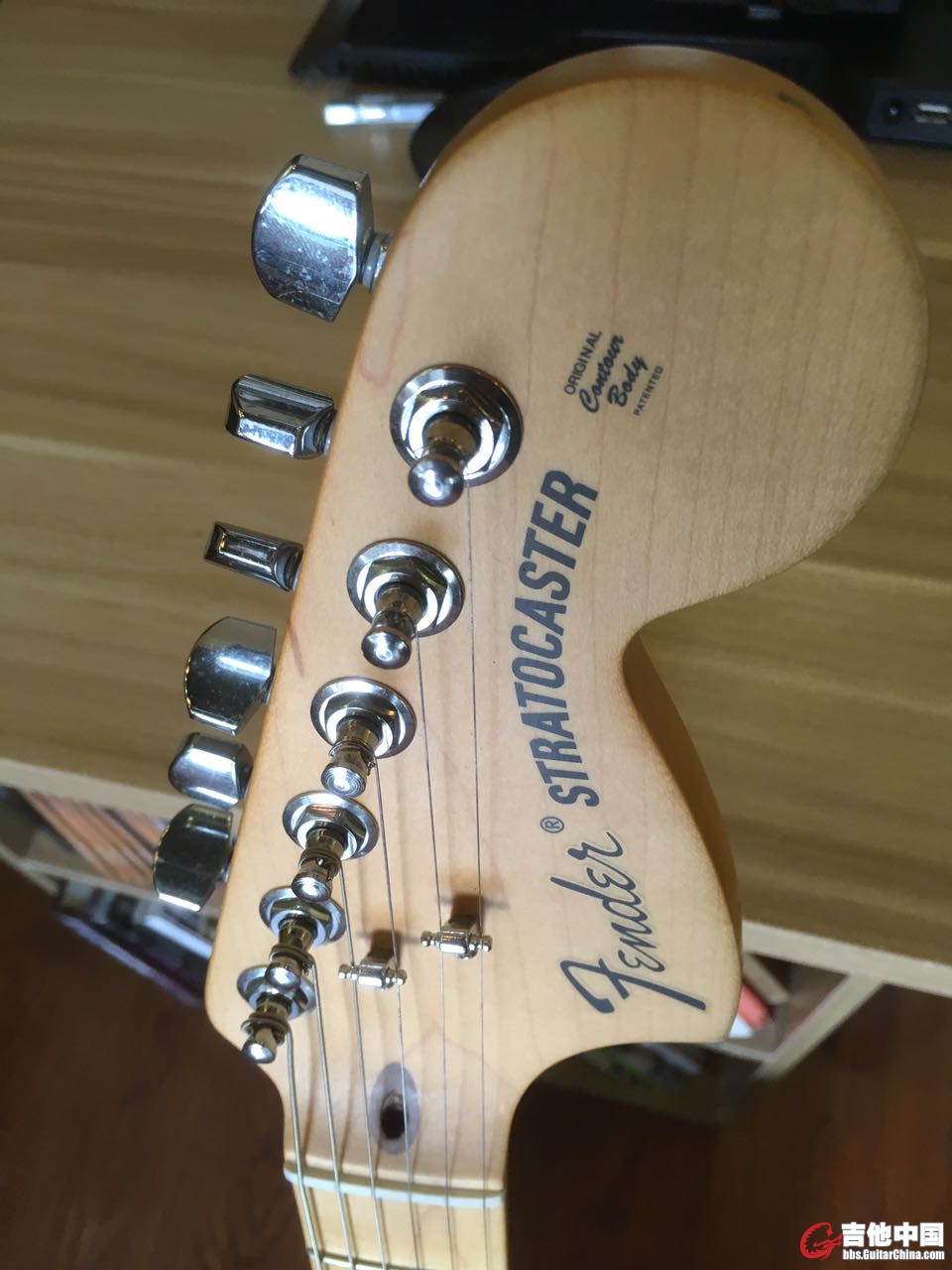 1981895571.jpg