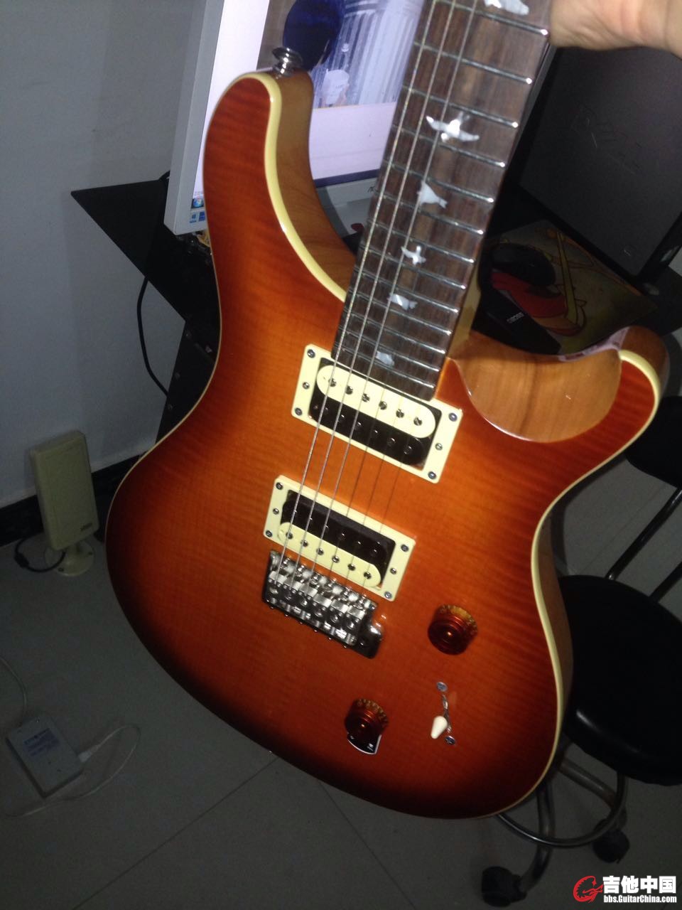 prs se24印尼产蜜糖色3580元包邮，随琴带包