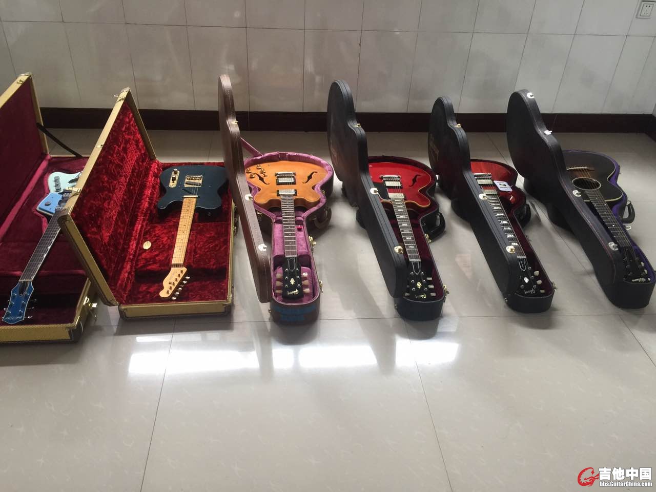 集体亮相