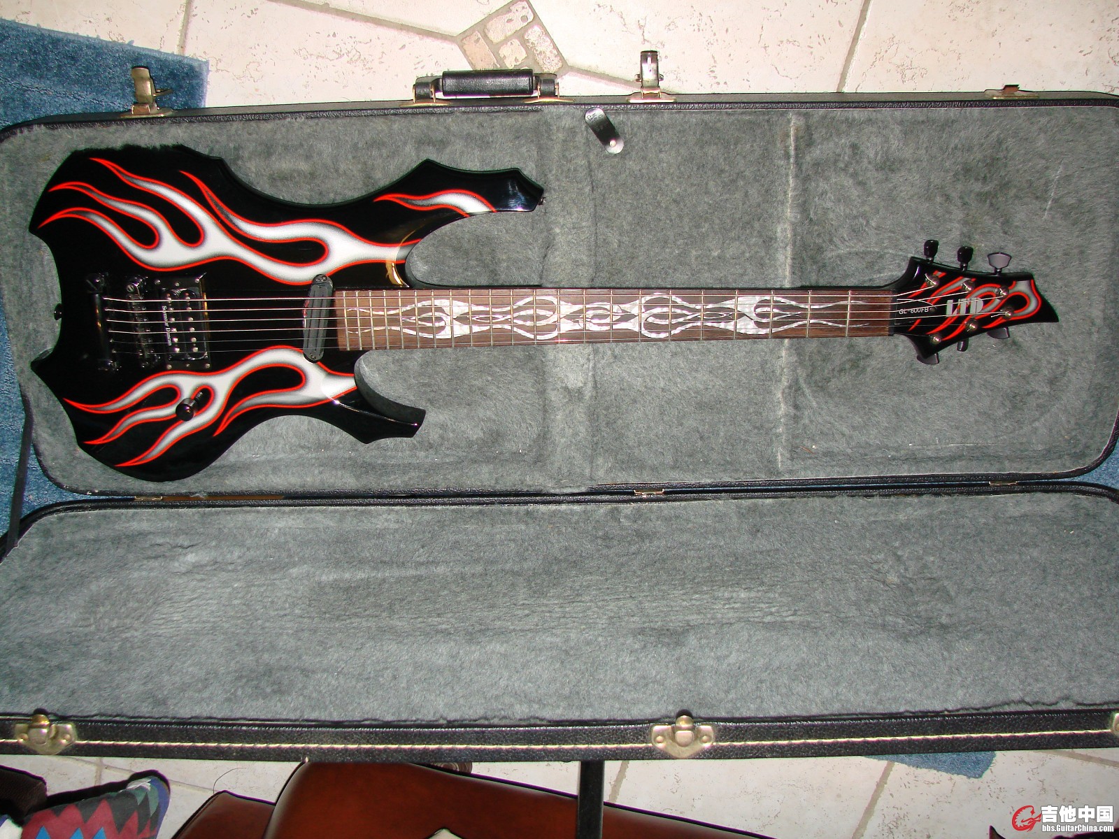 LTD George Lynch Baritone GL600FB-1.jpg