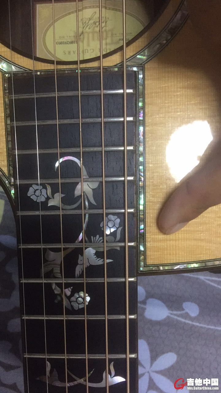 轻微小磕碰