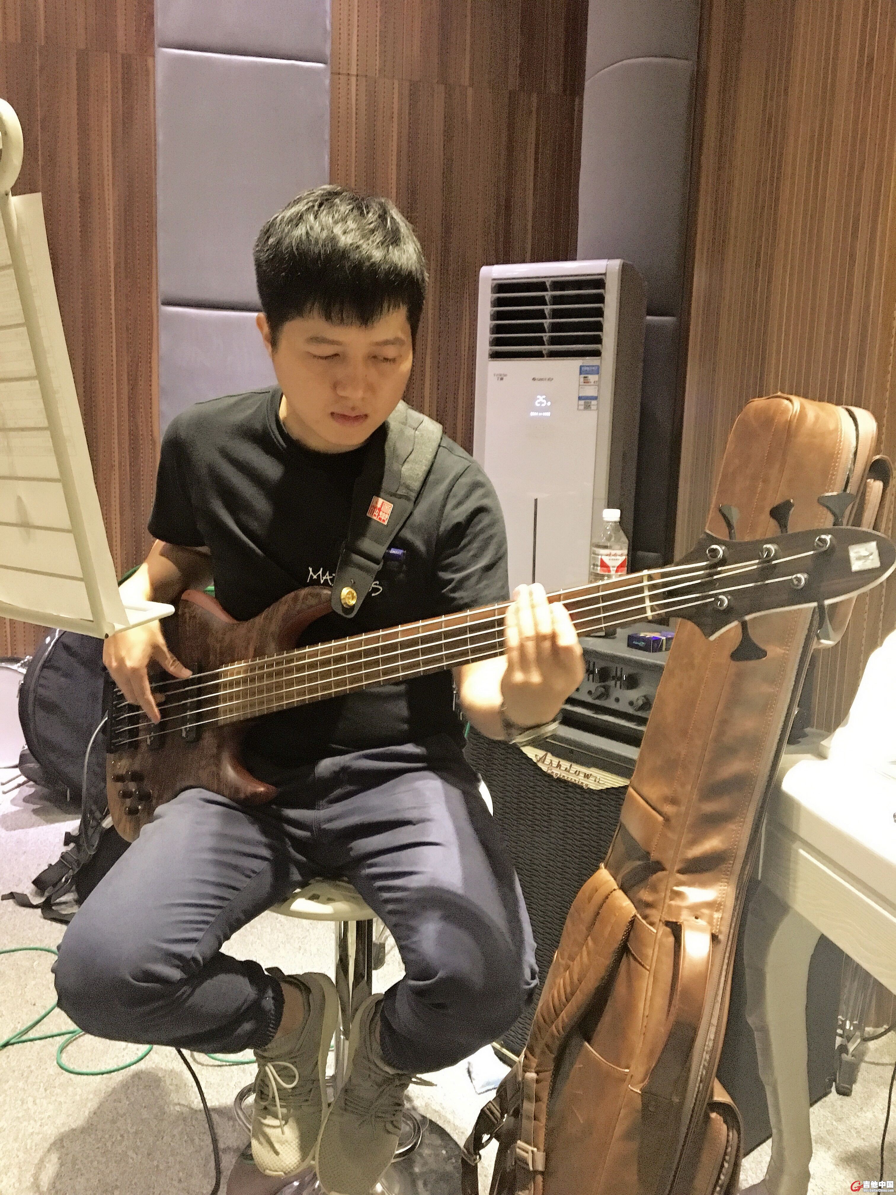 嘿嘿！来炫下我的MIURA GUITARS U.S.A MB-R