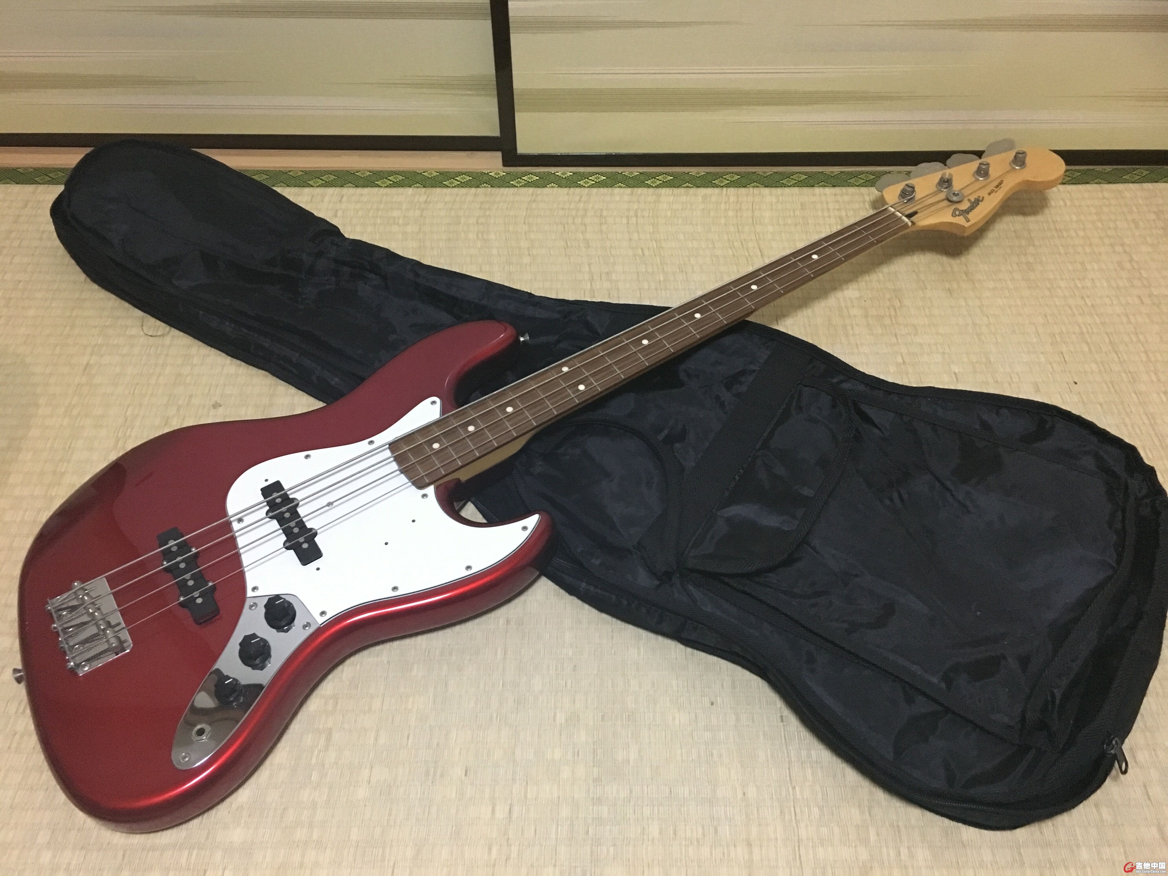 6 Fender Japan JB 红色 3500RMB.jpg