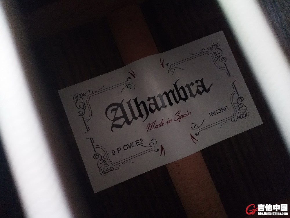 西班牙产阿尔罕布拉Alhambra 9P-CW E2全单电箱古典吉他21_调整大小.jpg