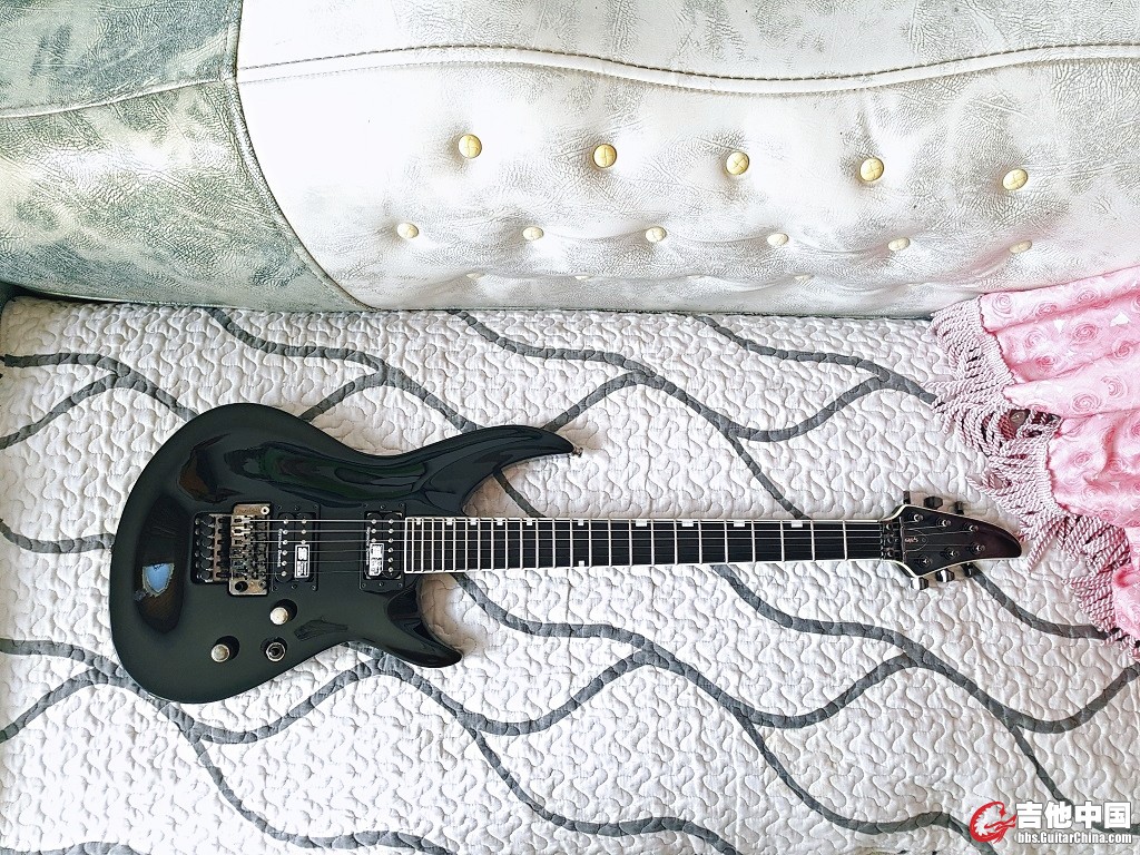 另出越产 Marshall DSL40C 