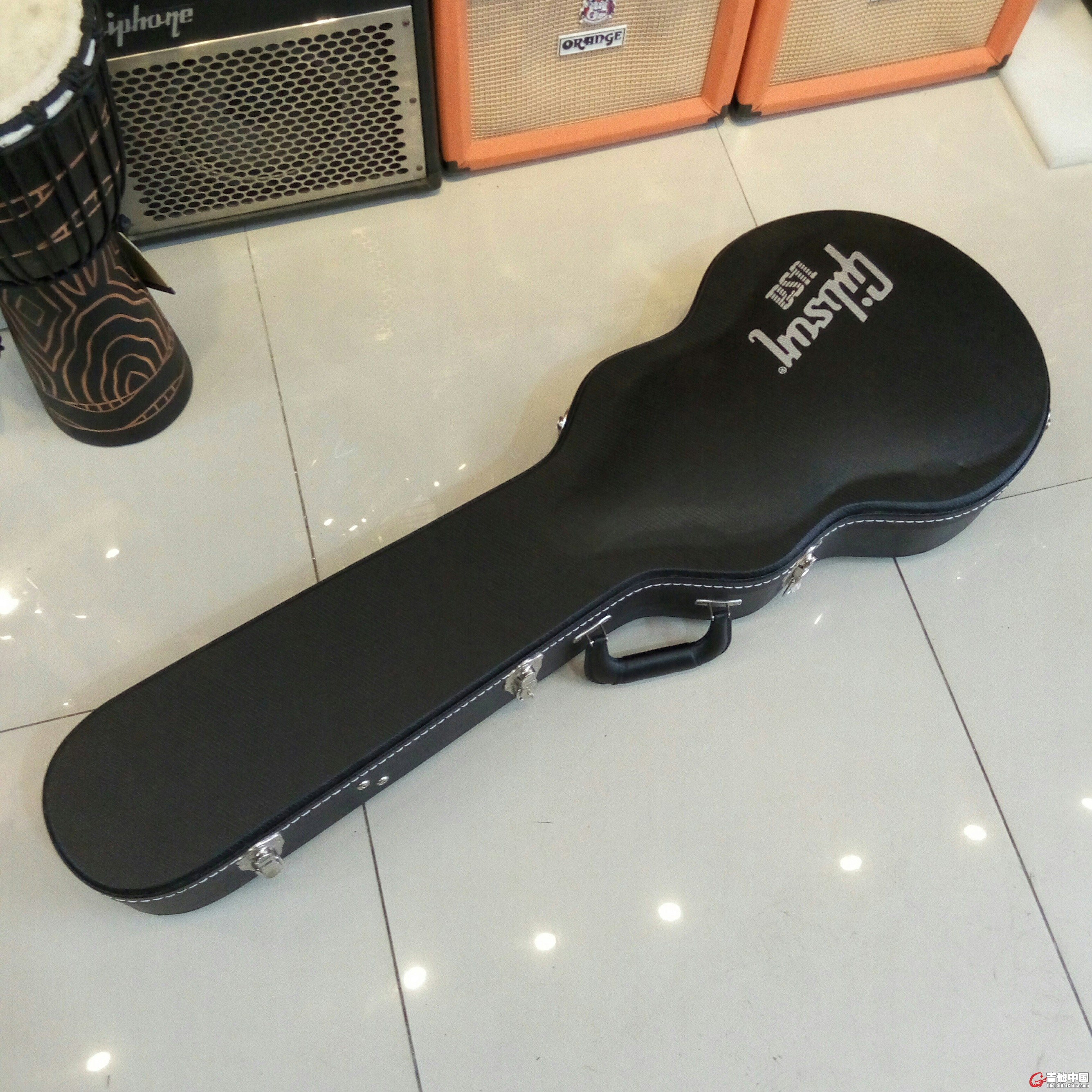 P50923-141106.jpg