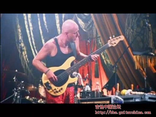 bassist.jpg