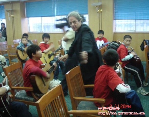 5个声部的吉他合奏.jpg