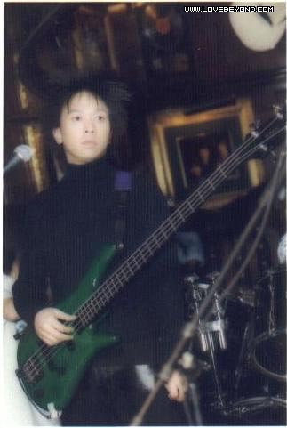 030.jpg