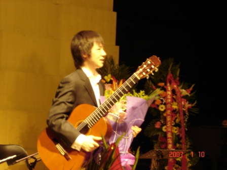 小帅哥郦家炯