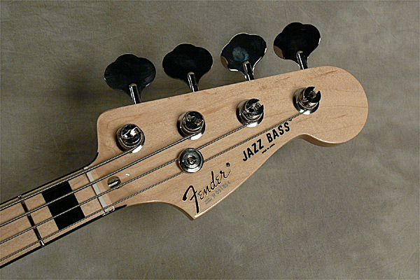 Fender Japan JB75B 5.jpg