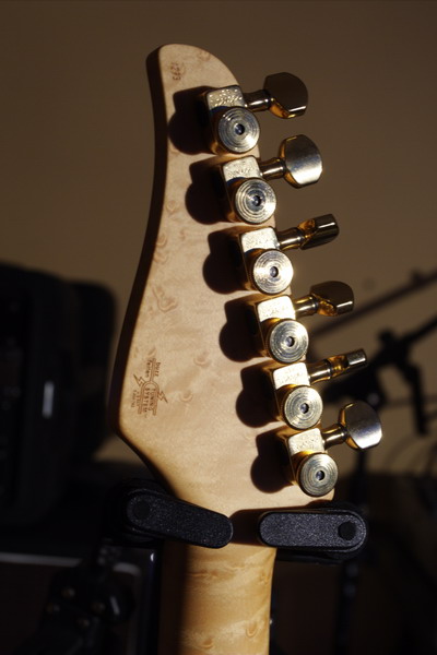 suhr8.jpg