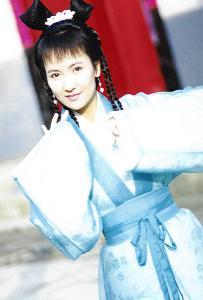 小青的这个头发很难盘吧.jpg