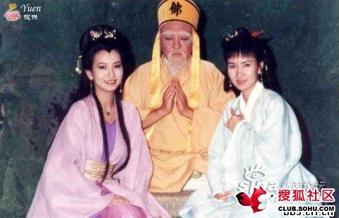 这个镜头绝对不会出现在剧情里，法海真是假正经....jpg