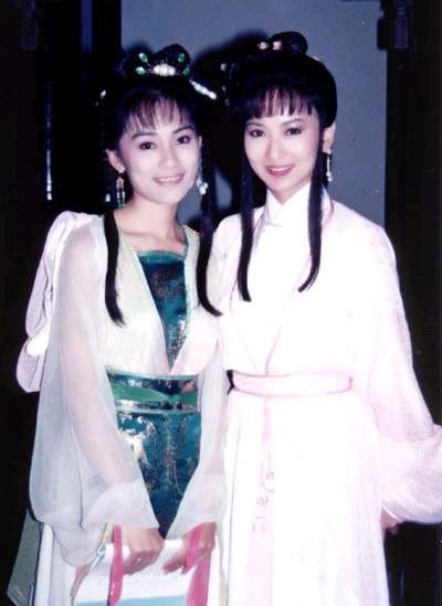 彩英还拿着台词呢.jpg