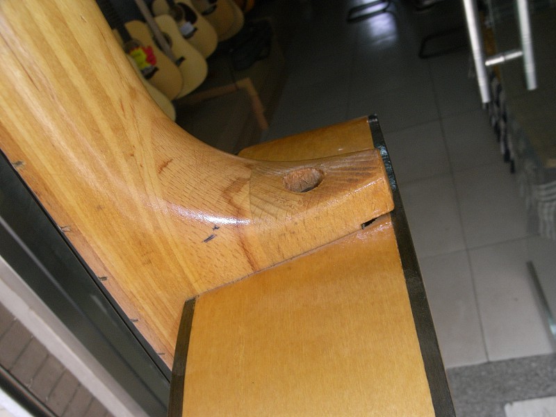 img012.jpg