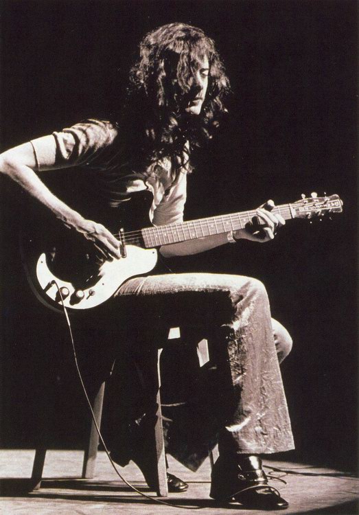 danelectro1.jpg