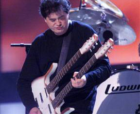 1999-10-09_JP_with_BC_NetAid_04.jpg