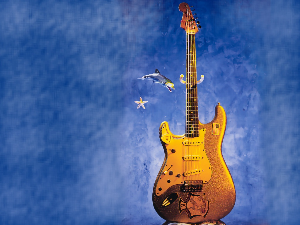S4w-GTSW-015-DickDale'sFenderStratocaster-TheBeast.jpg