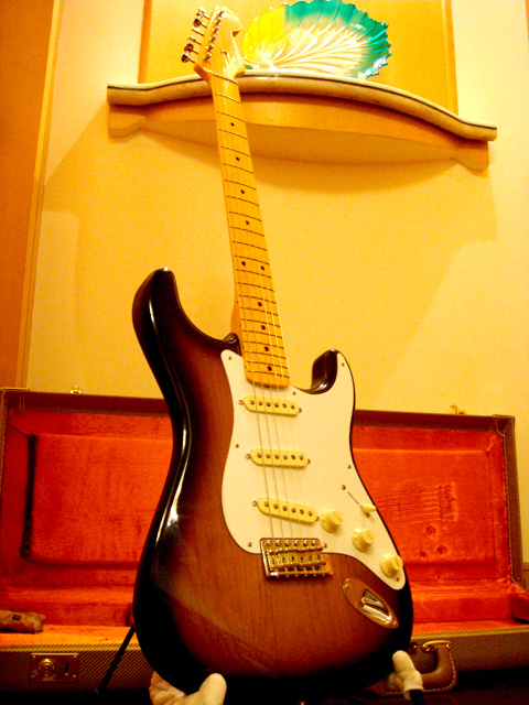 GuitarStandFinish1.jpg
