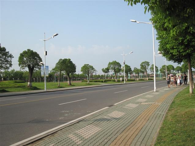 103.jpg