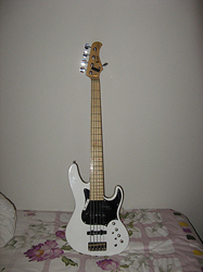 48601C4001EEAD6FA0FDC3908CB7FABF_500.jpg