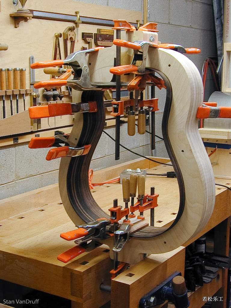 GuitarBuild-07.jpg
